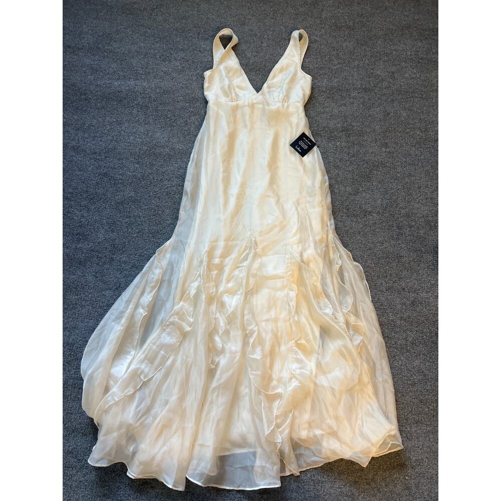 NWT Lulus Deluca Ivory Satin Sleeveless Ruffled V-Neck Wedding Maxi Dress Gown M - Picture 8 of 14